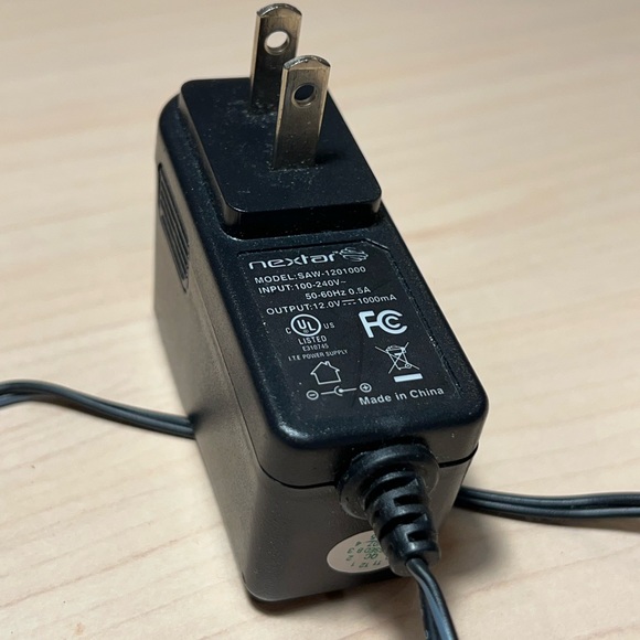 Nextar Digital Photo Frame N7-110 with Silver Frame, 7 inch - Picture 7 of 7